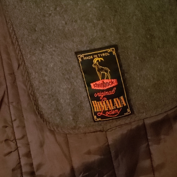 Wool coat - Picture 3 of 5